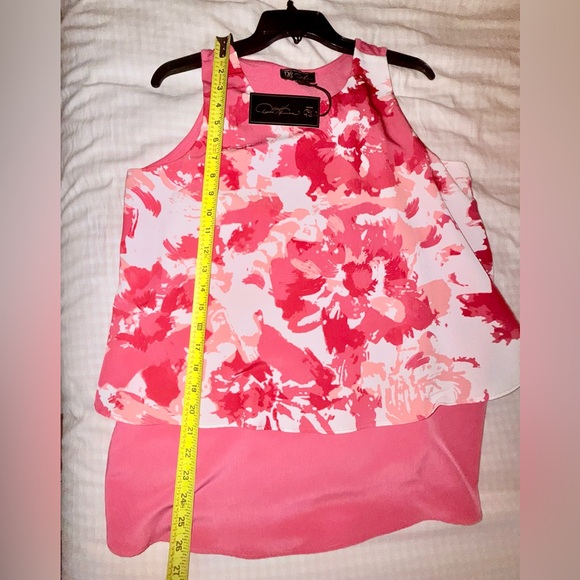 DG2 Diane Gilman Sleeveless Tank Top - Picture 4 of 6